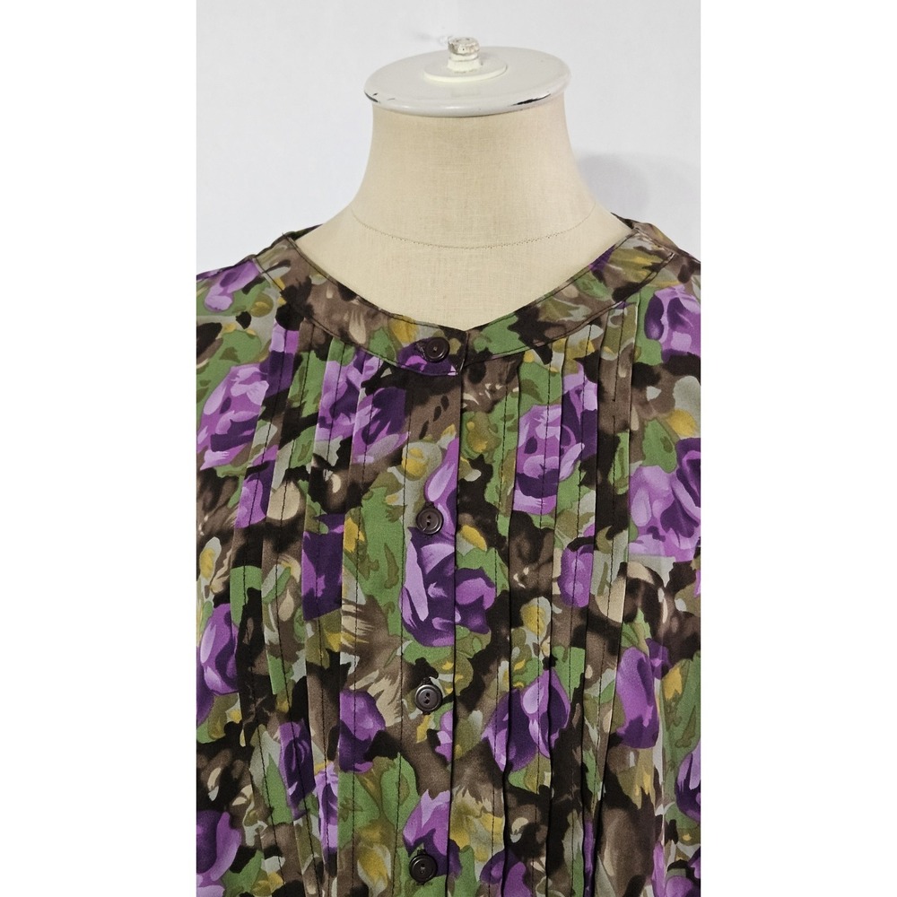 Southern Lady Floral Pleated Front Longsleeve Button Front Blouse - Picture 3 of 10